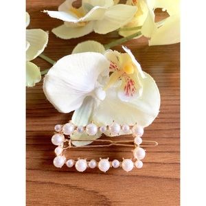 NEW! Pearl Rectangle Hair Clip (Barrette)